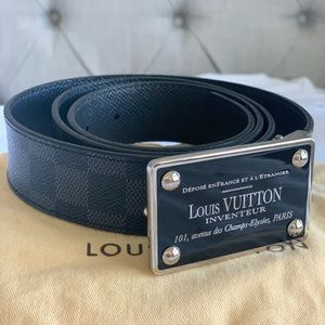 Authentic Louis Vuitton Reversible belt